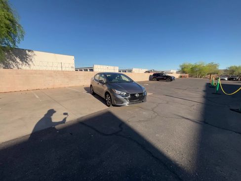 Used 2025 Nissan Versa SV FWD image 16