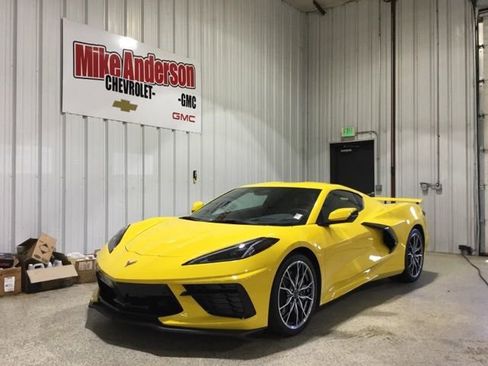 Used 2025 Chevrolet Corvette Stingray Preferred Cpe w/ Z51 Performance Package RWD image 1