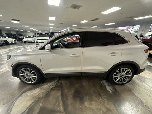 Used 2018 Lincoln MKC Reserve FWD image 4