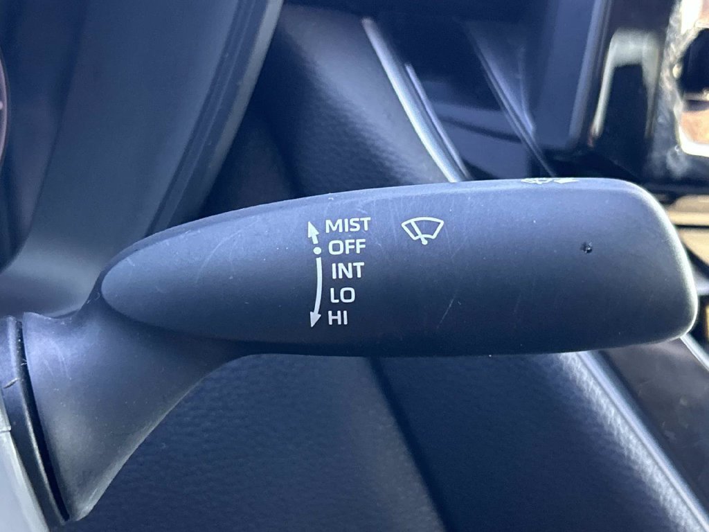 Used 2024 Toyota Corolla LE FWD image 30