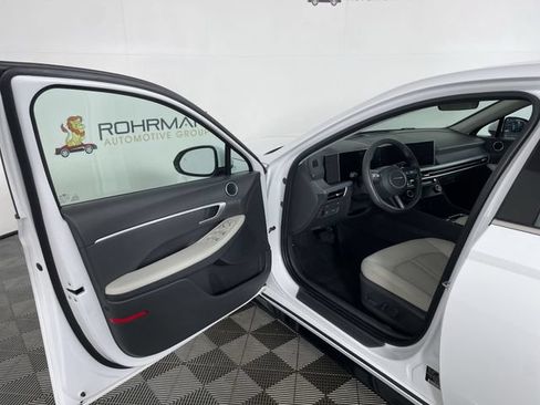 Used 2024 Hyundai Sonata SEL FWD image 18