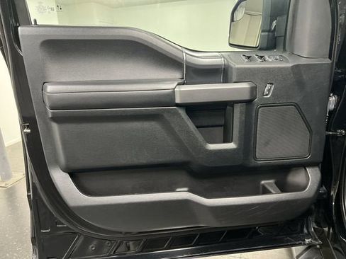 Used 2020 Ford F150 XLT w/ Equipment Group 302A Luxury AWD/4WD image 21