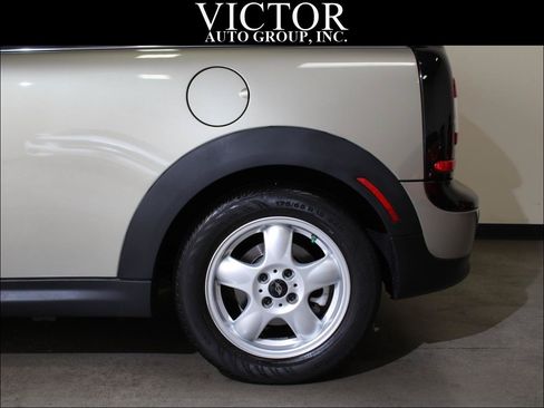 Used 2009 MINI Cooper Clubman Hardtop FWD image 7