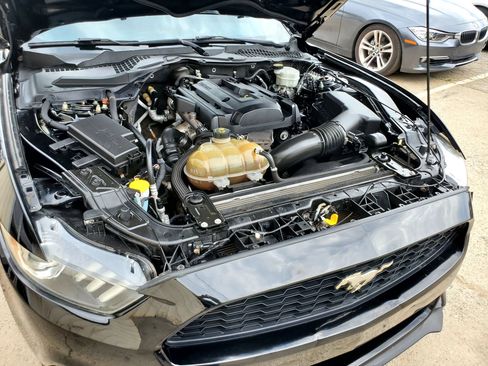 Used 2015 Ford Mustang Premium RWD image 42