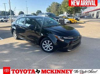 Used 2025 Toyota Corolla LE FWD video 1
