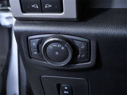 Used 2016 Ford F150 Lariat image 26