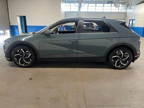 Used 2024 Hyundai Ioniq 5 SE RWD image 6