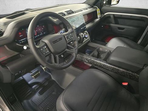 New 2026 Land Rover Defender 110 OCTA image 18