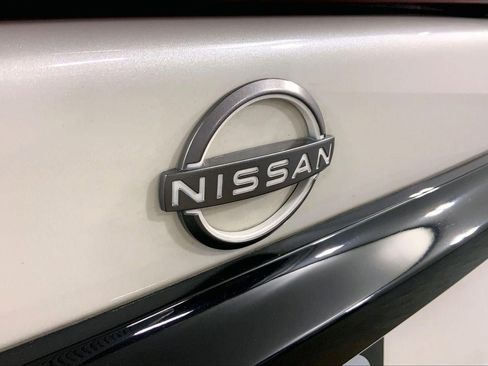 Used 2023 Nissan Maxima SR image 30