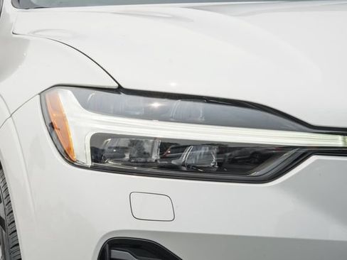 Certified 2024 Volvo XC60 B5 Plus w/ Protection Package Premier AWD/4WD image 13