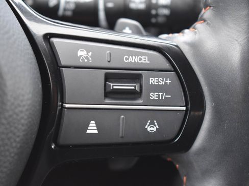 Used 2024 Honda CR-V Sport Touring image 9