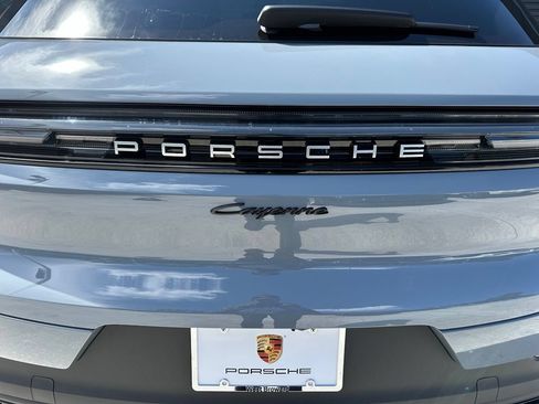 Used 2026 Porsche Cayenne E-Hybrid AWD/4WD image 14