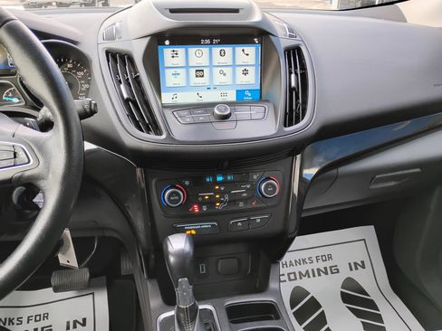 Used 2018 Ford Escape SE w/ Ford Safe & Smart Package image 8
