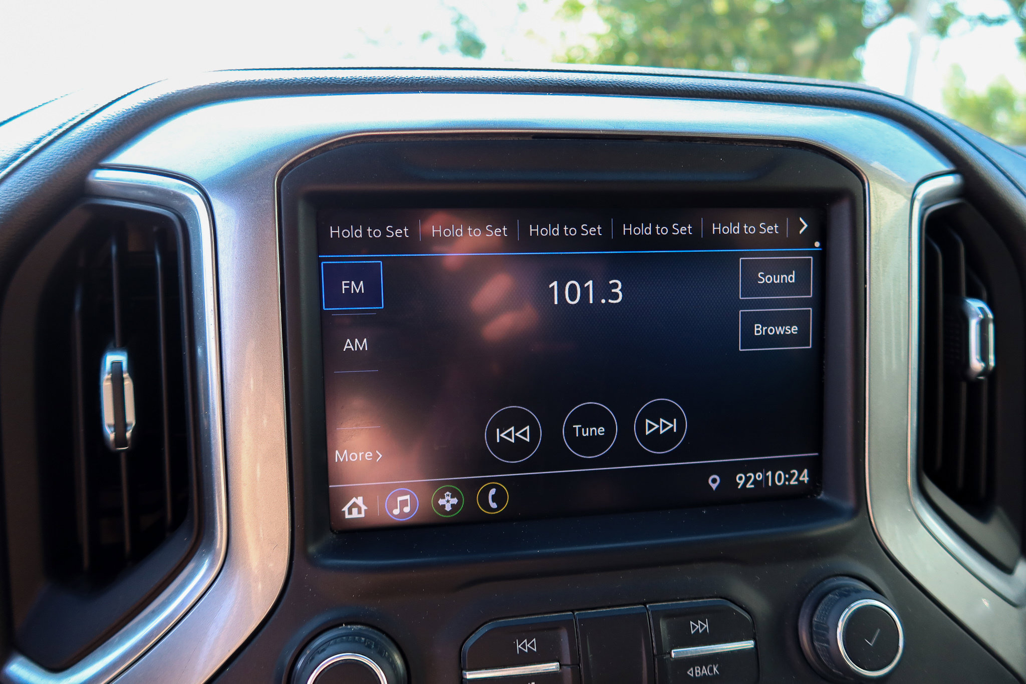 Used 2020 Chevrolet Silverado 1500 LT w/ True North Edition AWD/4WD image 21