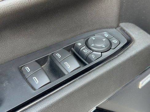 Used 2024 GMC Sierra 2500 AT4 w/ AT4 Premium Plus Package AWD/4WD image 15