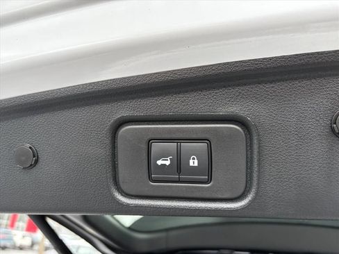 Certified 2025 Nissan Pathfinder Platinum w/ Cargo Package image 25