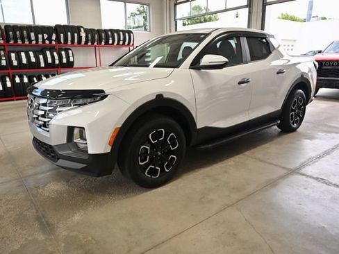 Used 2023 Hyundai Santa Cruz SEL AWD/4WD image 9