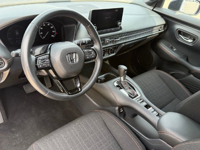 Used 2023 Honda HR-V Sport image 8