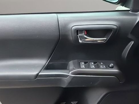 Used 2020 Toyota Tacoma TRD Sport w/ XP Trail w/ Drop Step Package image 15