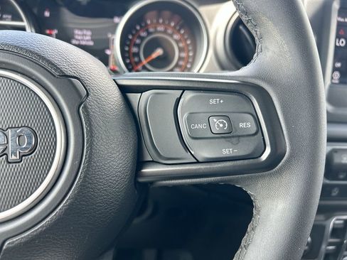 Used 2023 Jeep Wrangler Unlimited Sport AWD/4WD image 26