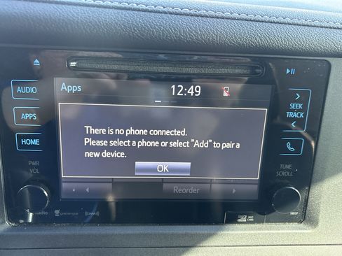 Used 2017 Toyota Sienna SE Premium image 22