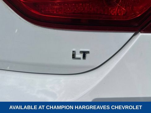 Used 2017 Chevrolet Cruze LT FWD image 26