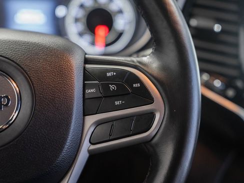 Used 2019 Jeep Cherokee High Altitude AWD/4WD image 28