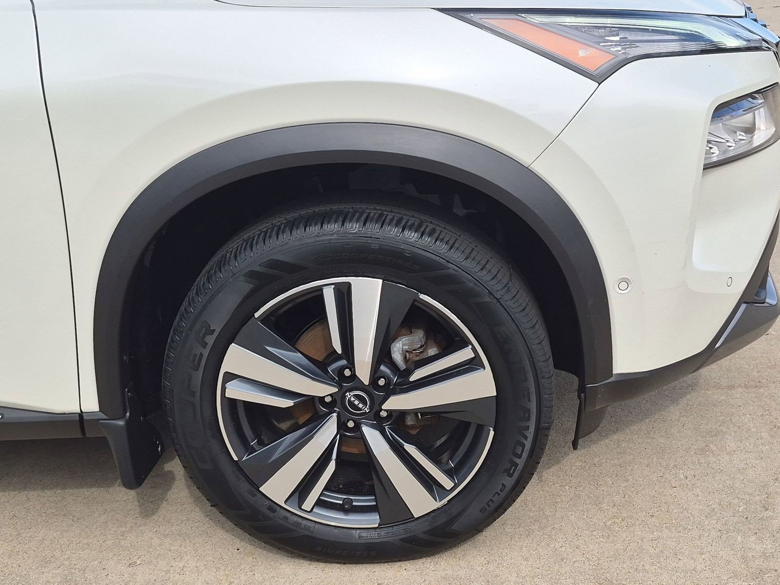 Certified 2023 Nissan Rogue SL w/ SL Premium Package AWD/4WD image 43