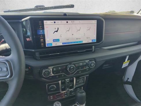 New 2026 Jeep Gladiator Rubicon image 12