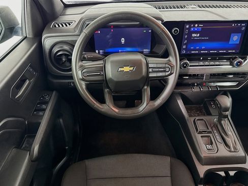 Used 2024 Chevrolet Colorado W/T RWD image 16