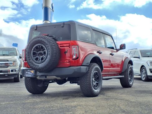 Certified 2024 Ford Bronco Wildtrak image 5