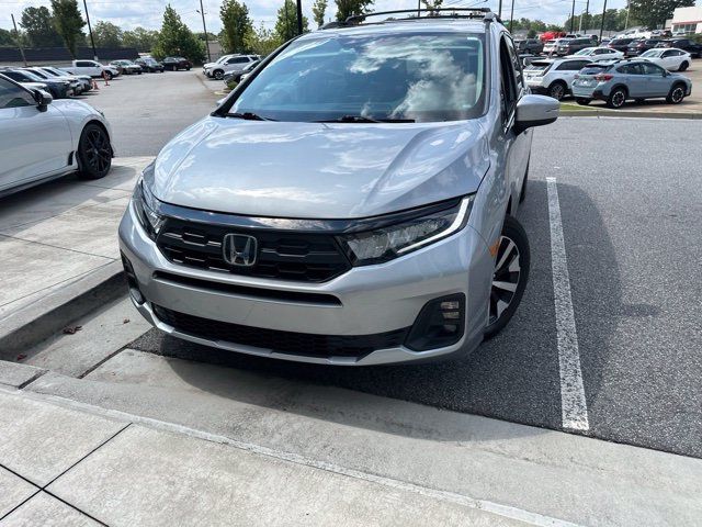 Used 2025 Honda Odyssey EX-L image 2