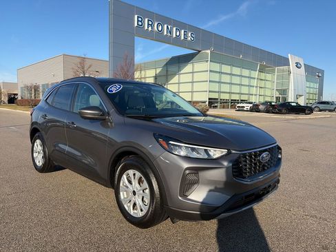 Used 2024 Ford Escape Active w/ Tech Pack #2 image 1