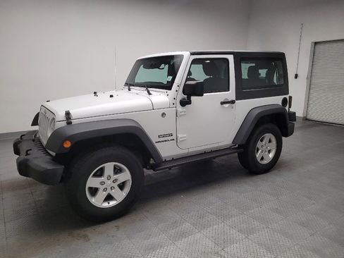 Used 2017 Jeep Wrangler Sport w/ Quick Order Package 24S AWD/4WD image 2