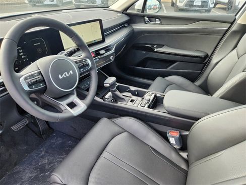 New 2025 Kia K5 EX image 9