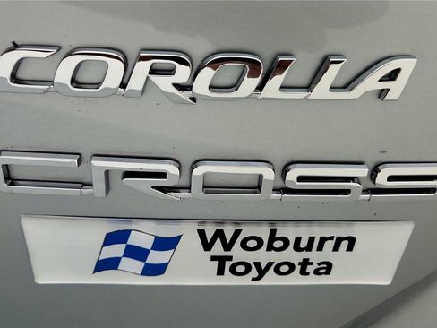 Certified 2023 Toyota Corolla Cross LE w/ Moonroof Package image 13