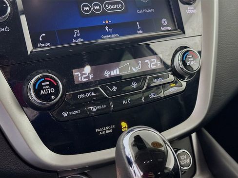 Used 2022 Nissan Murano SV image 22