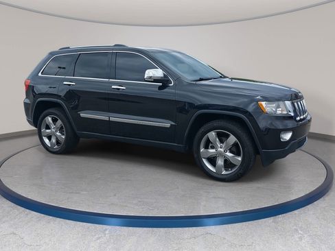 Used 2013 Jeep Grand Cherokee Limited AWD/4WD image 3