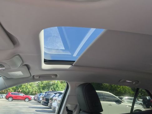 New 2025 Buick Envision Sport Touring image 30