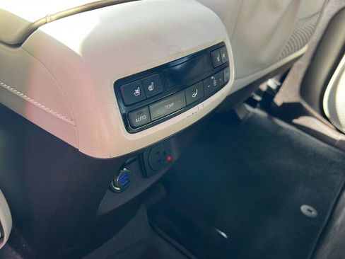 Used 2020 Hyundai Palisade Limited image 12