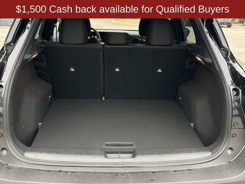 New 2026 Nissan Kicks SV w/ SV Premium Package image 7