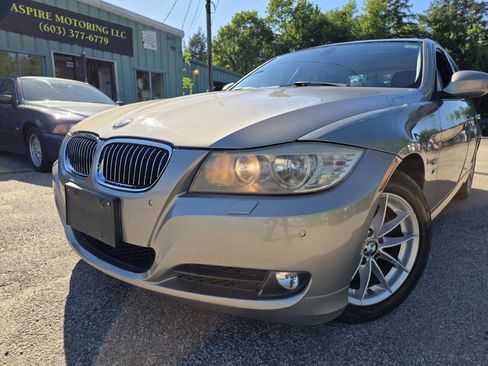 Used 2010 BMW 328i xDrive Sedan AWD/4WD image 1