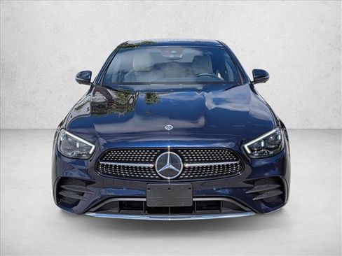 Certified 2022 Mercedes-Benz E 350 4MATIC Sedan image 2