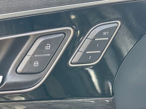 Used 2017 Audi Q7 3.0T Prestige image 18
