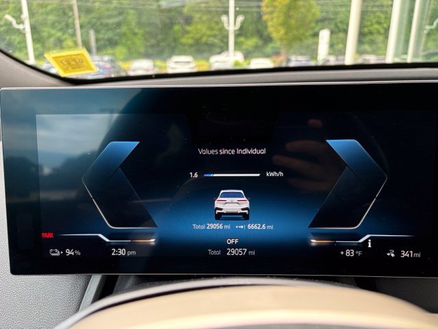 Certified 2024 BMW iX xDrive50 w/ Sport Package AWD/4WD image 14