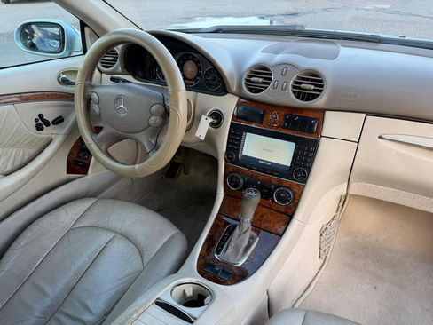 Used 2007 Mercedes-Benz CLK 350 Cabriolet image 6