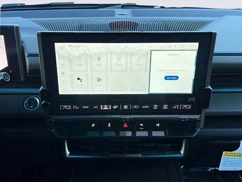 Used 2024 GMC Hummer EV 3X image 19