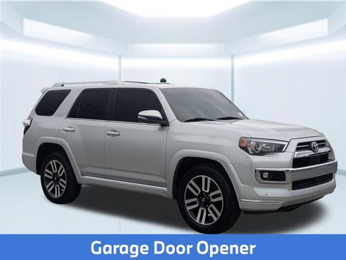Used 2024 Toyota 4Runner Limited RWD image 9