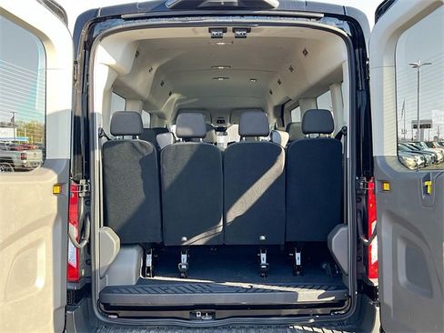 Used 2024 Ford Transit 350 XLT image 24