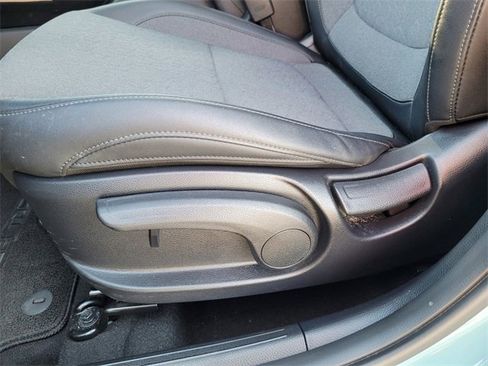 Used 2024 Kia Seltos S image 13